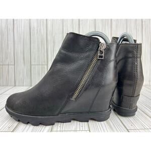 Sorel Black Leather Booties Side Zip Classic Wedge Boots Womens US Size 7